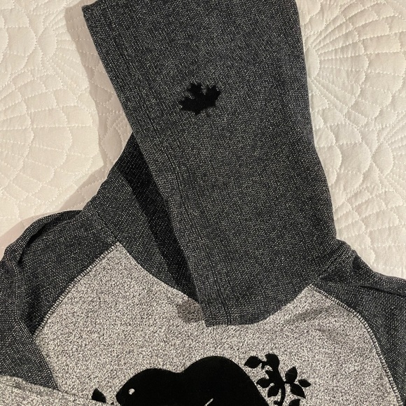 Roots Hoodie Kids Size XL - Picture 10 of 11